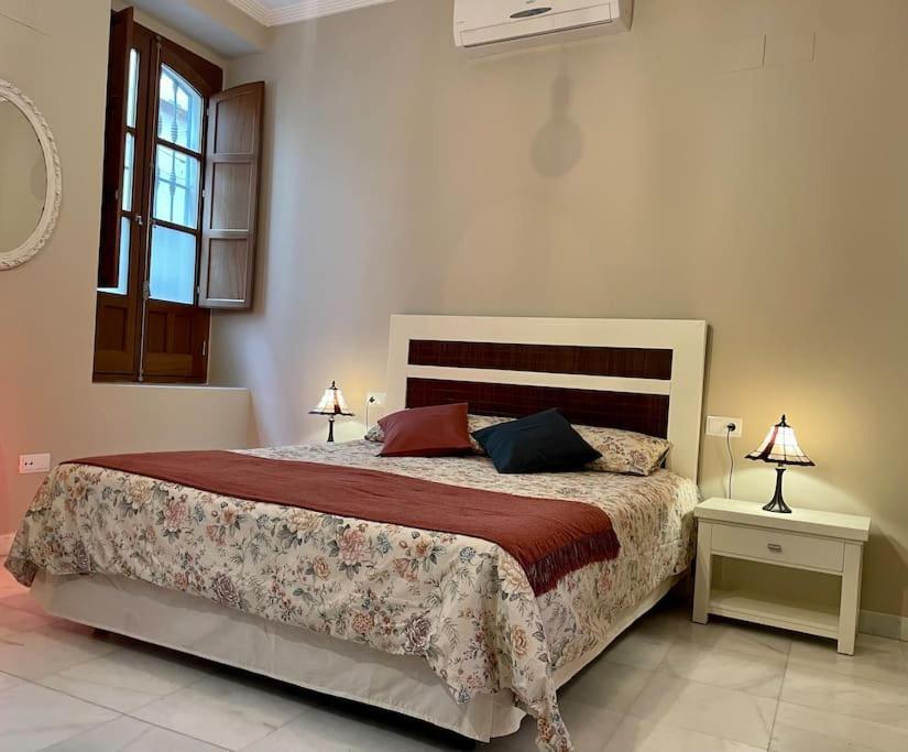 Acogedor Loft+parking Junto A Catedral Appartamento Siviglia